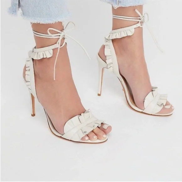 SCHUTZ Irem Ruffle Leather Ankle Strap Kitten heel 9 - Picture 2 of 11